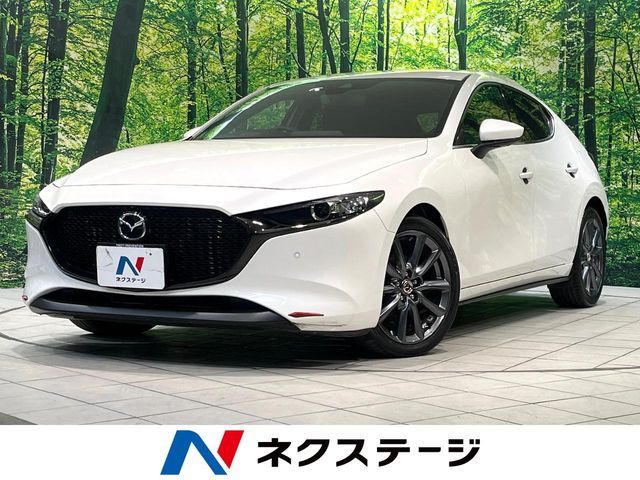 Japanese used car Ref# 1563078 MAZDA / MAZDA3 FASTBACK