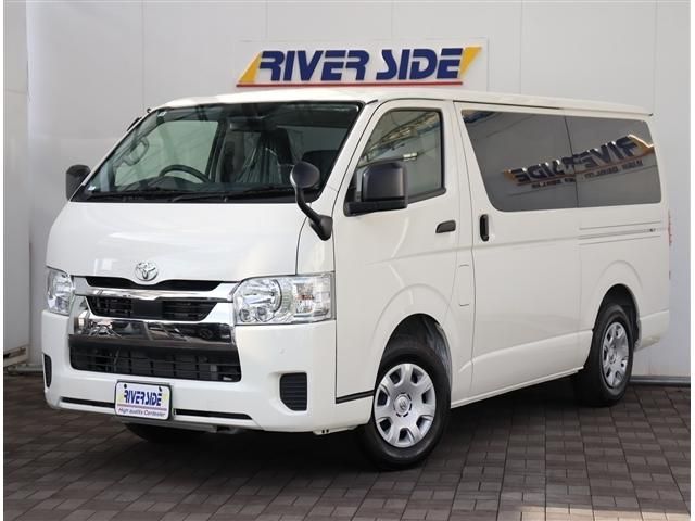 TOYOTA / HIACE van 2WD