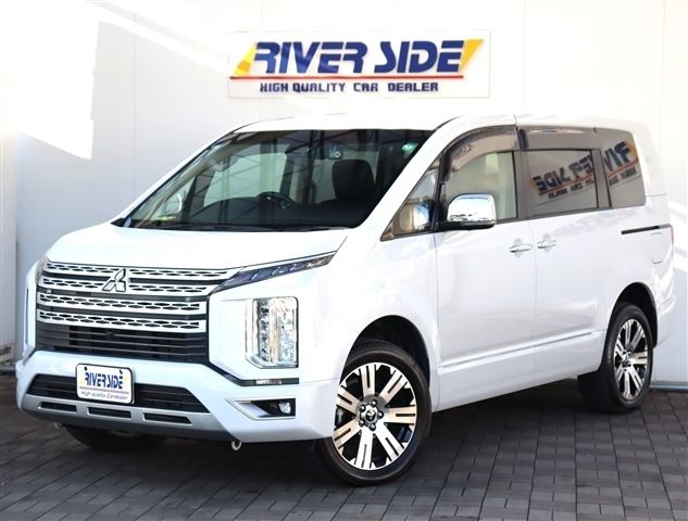 MITSUBISHI / DELICA D:5 4WD