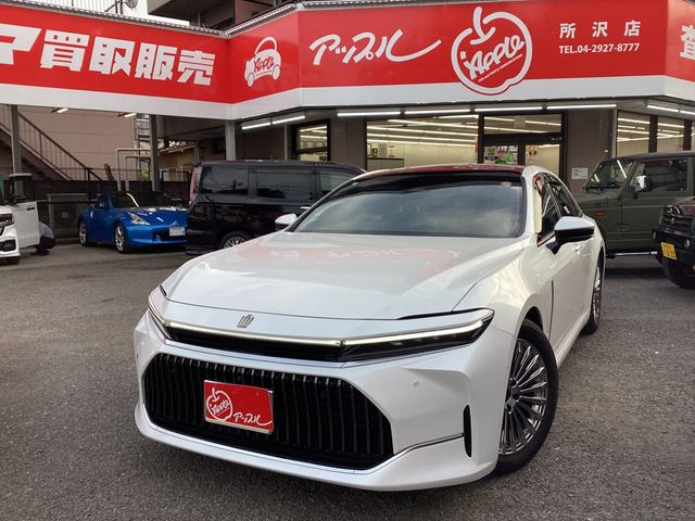 TOYOTA / CROWN sedan hybrid