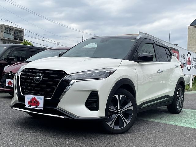 NISSAN / KICKS