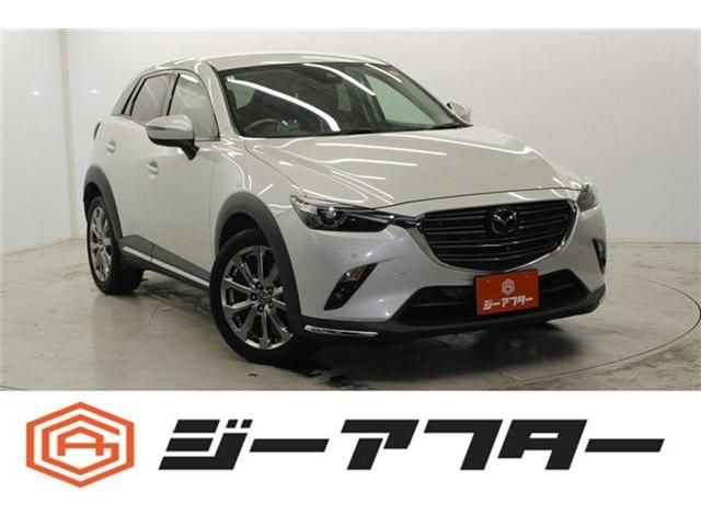 Japanese used car Ref# 1563693 MAZDA / CX-3