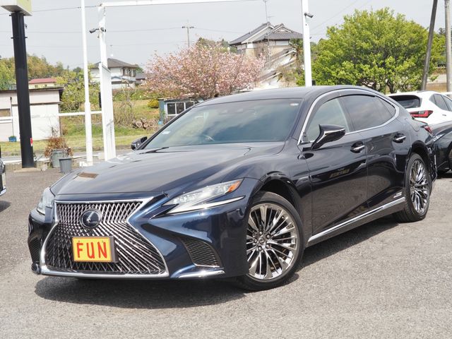 Japanese used car Ref# 1563877 TOYOTA / LEXUS LS500h 4WD