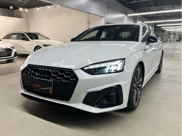 AUDI / AUDI S5 SPORTBACK