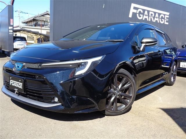 TOYOTA / COROLLA TOURING HYBRID