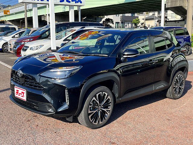 TOYOTA / YARIS CROSS HYBRID