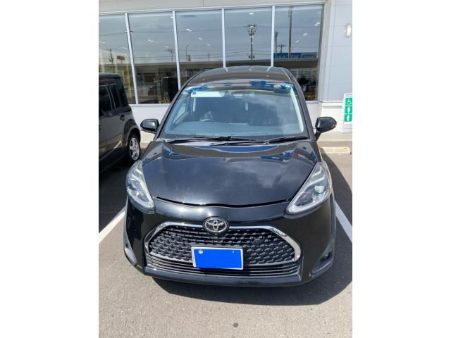 Japanese used car Ref# 1564009 TOYOTA / SIENTA 4WD