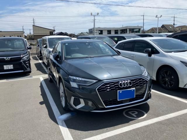 AUDI / AUDI A3 Sedan