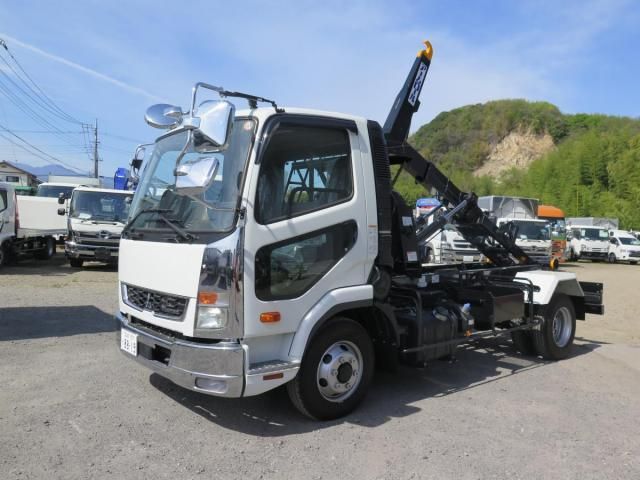 MITSUBISHI FUSOU / FIGHTER