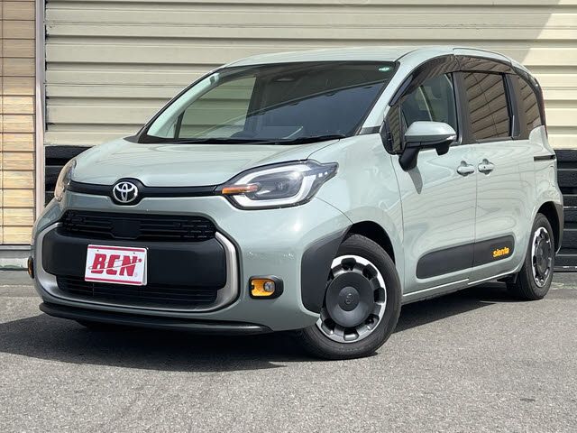 TOYOTA / SIENTA HYBRID