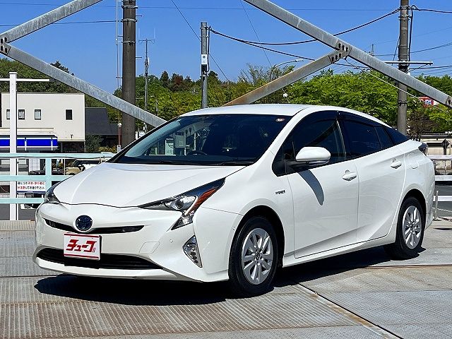Japanese used car Ref# 1564521 TOYOTA / PRIUS