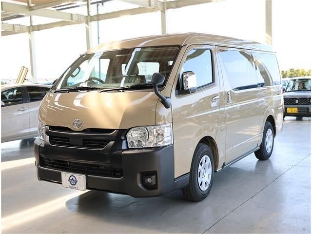 TOYOTA / HIACE van 2WD