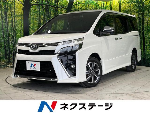 TOYOTA / VOXY 4WD