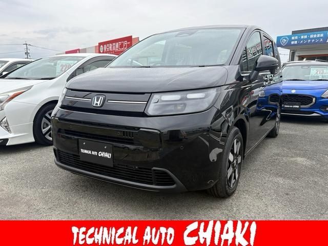 Japanese used car Ref# 1564913 HONDA / FREED e:HEV