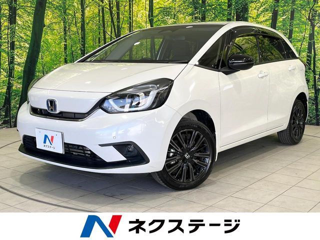 Japanese used car Ref# 1564993 HONDA / FIT e:HEV 4WD