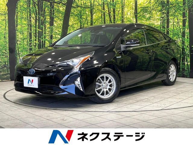 Japanese used car Ref# 1565038 TOYOTA / PRIUS 4WD