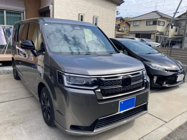 Japanese used car Ref# 1565096 HONDA / STEPWAGON SPADA