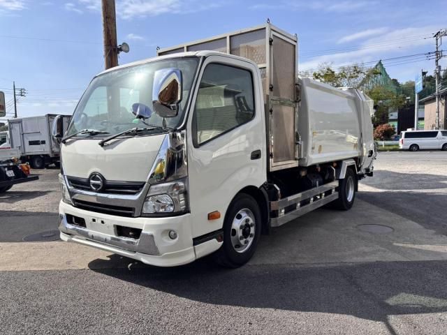 Japanese used car Ref# 1565203 HINO / DUTRO