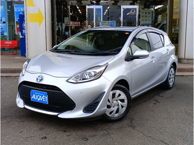 Japanese used car Ref# 1565538 TOYOTA / AQUA