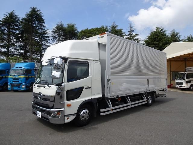 Japanese used car Ref# 1565771 HINO / RANGER