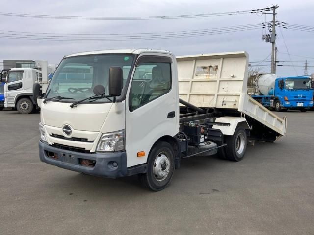 Japanese used car Ref# 1565772 HINO / DUTRO
