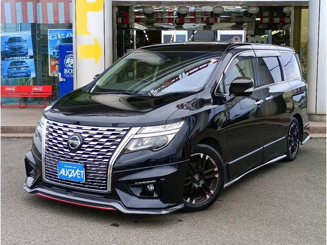 Japanese used car Ref# 1566069 NISSAN / ELGRAND