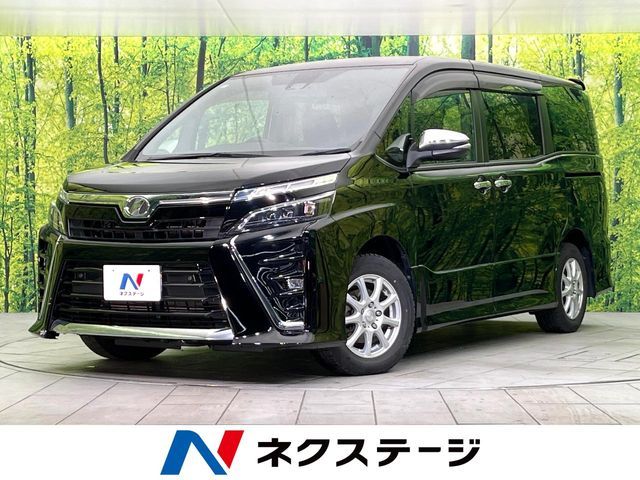 TOYOTA / VOXY