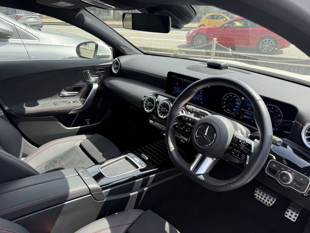 MERCEDES BENZ / MERCEDES BENZ GLA class