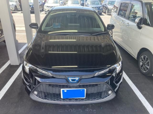 TOYOTA / COROLLA sedan HYBRID 4WD