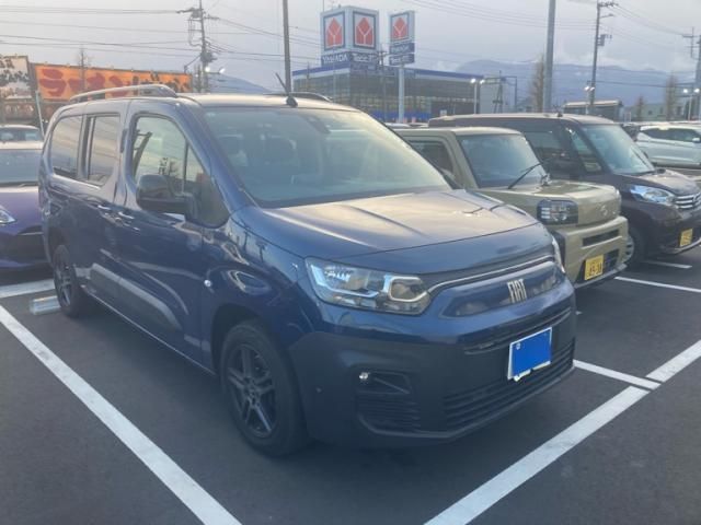 Japanese used car Ref# 1566614 FIAT / FIAT DOBLO