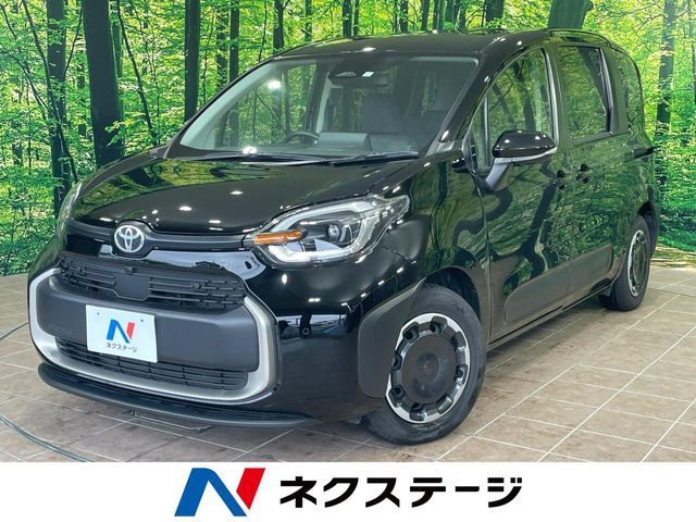 Japanese used car Ref# 1566915 TOYOTA / SIENTA HYBRID