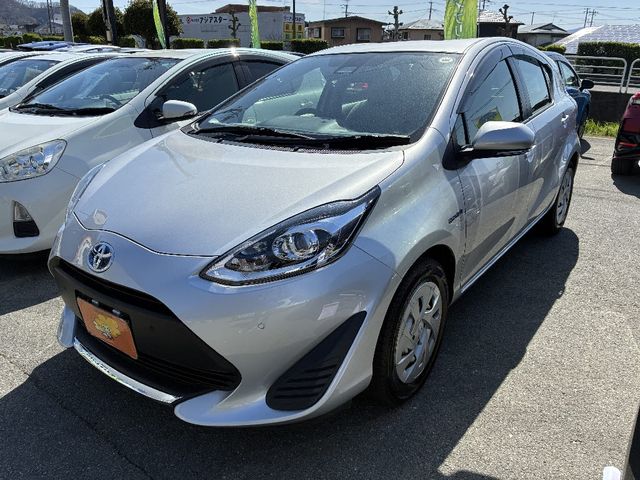 Japanese used car Ref# 1566979 TOYOTA / AQUA