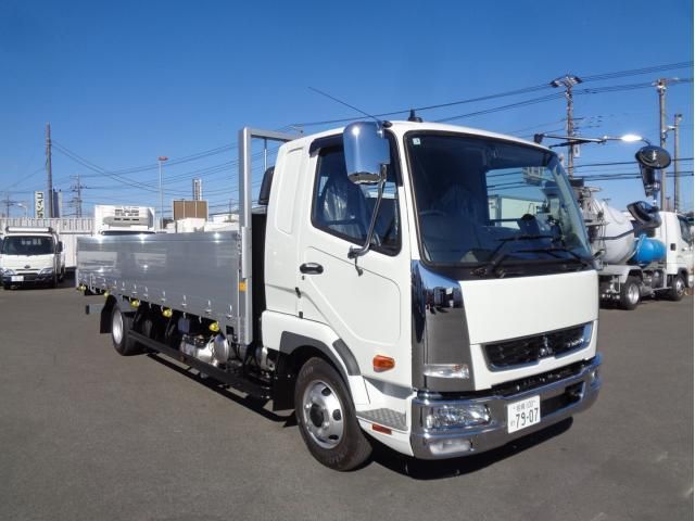 Japanese used car Ref# 1566985 MITSUBISHI FUSOU / FIGHTER