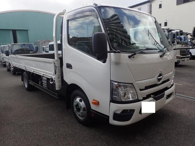 Japanese used car Ref# 1567001 HINO / DUTRO