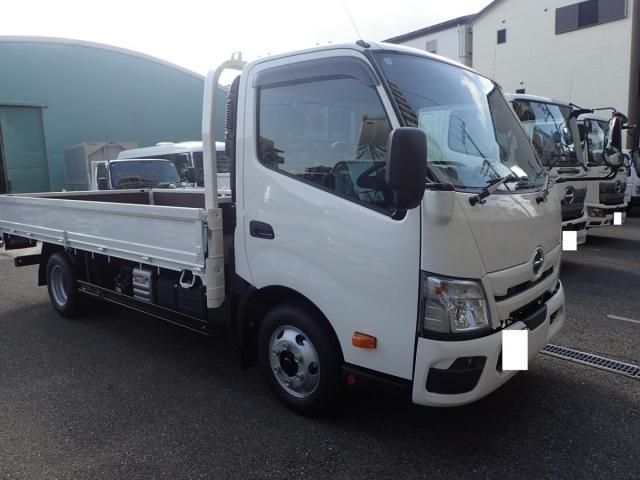 Japanese used car Ref# 1567007 HINO / DUTRO