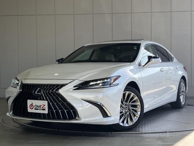 Japanese used car Ref# 1567214 TOYOTA / LEXUS ES300h