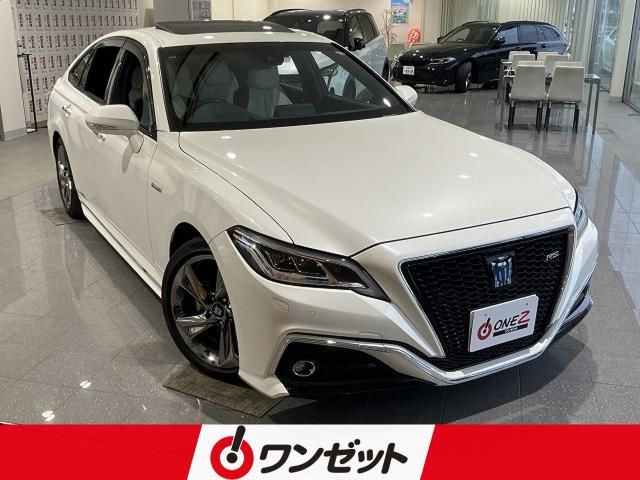 TOYOTA / CROWN sedan hybrid