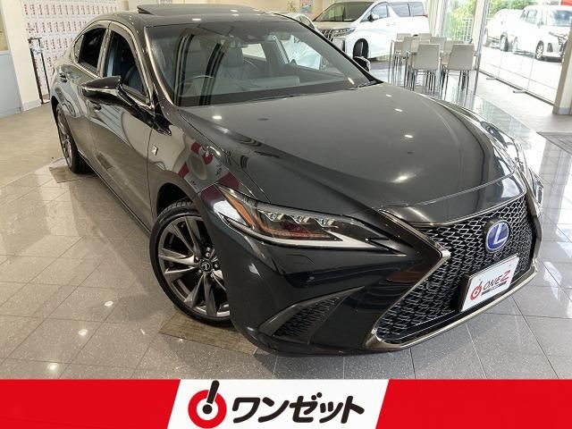 Japanese used car Ref# 1567311 TOYOTA / LEXUS ES300h