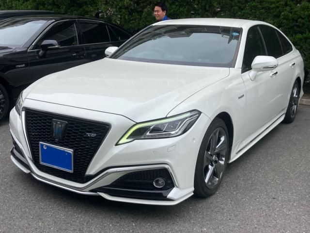 TOYOTA / CROWN sedan hybrid