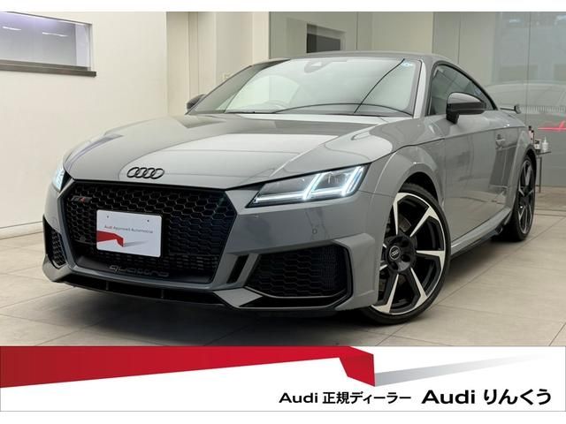 AUDI / AUDI TT RS coupe