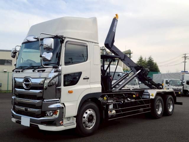 HINO / PROFIA