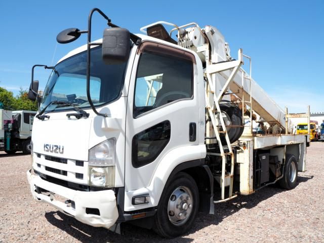 Japanese used car Ref# 1567875 ISUZU / FORWARD