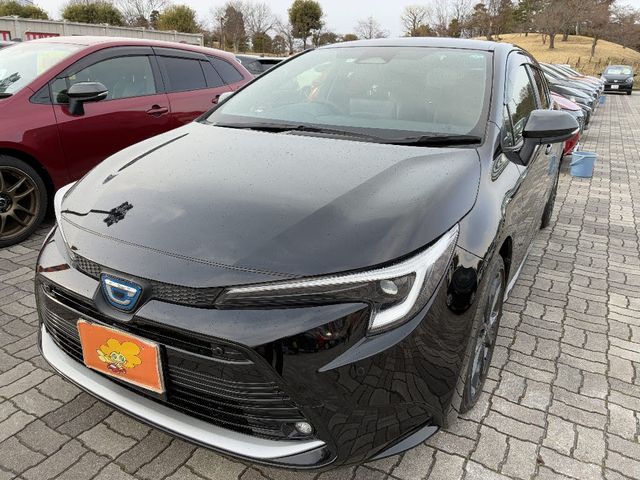 TOYOTA / COROLLA TOURING HYBRID 4WD