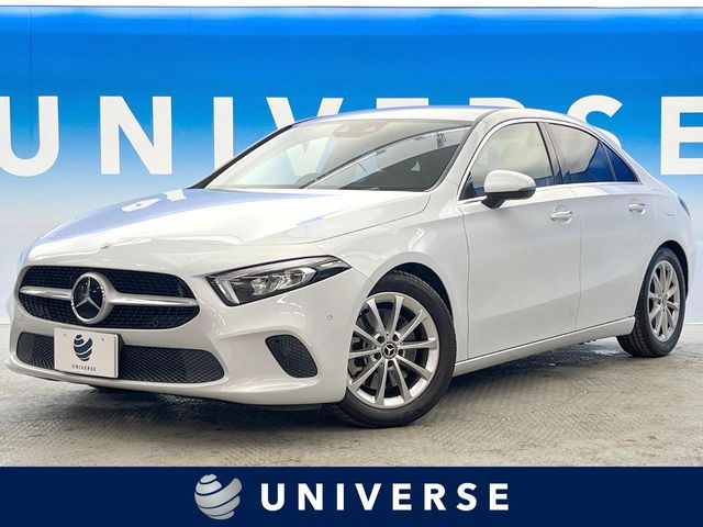 MERCEDES BENZ / MERCEDES BENZ A class sedan