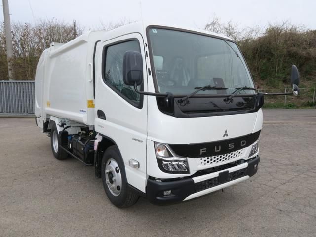 MITSUBISHI / CANTER