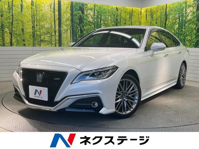TOYOTA / CROWN sedan hybrid