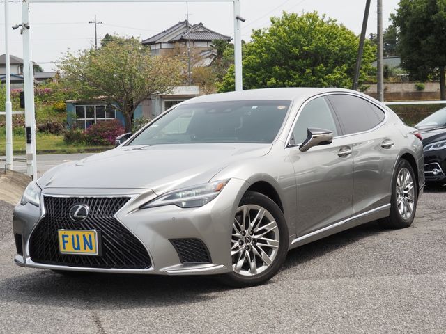 TOYOTA / LEXUS LS500h 4WD