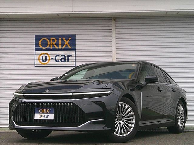 TOYOTA / CROWN sedan hybrid