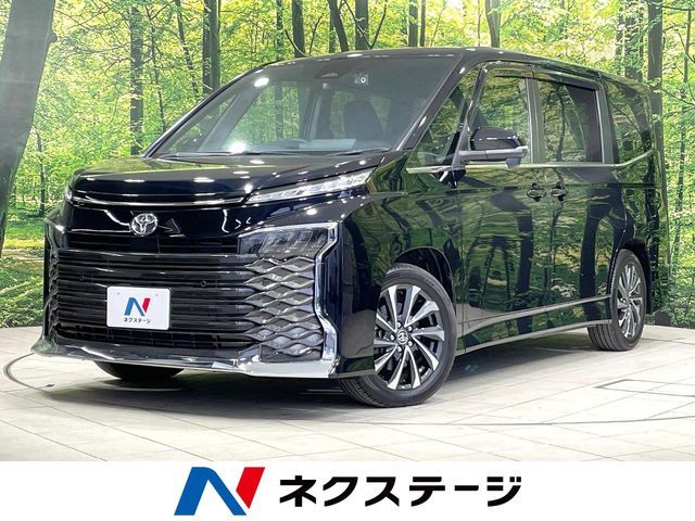 TOYOTA / VOXY