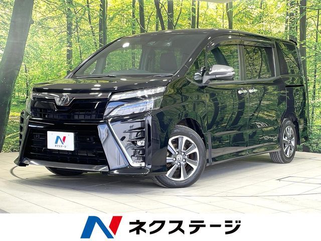 TOYOTA / VOXY